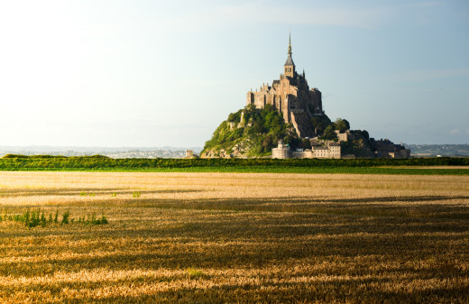 696577 (a): :2600x1685
